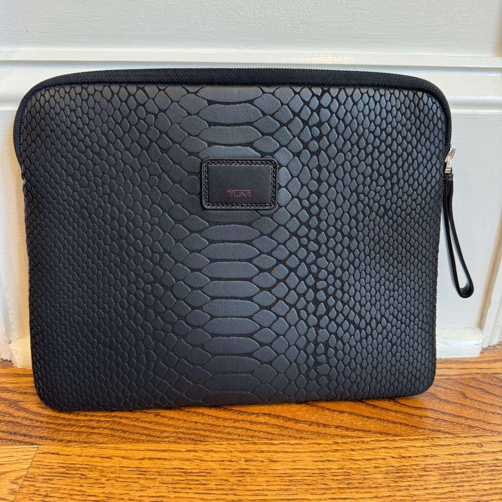 TUMI | Embossed Snake Print Neoprene Tech Sleeve Pouch | Black | One Size | NWOT